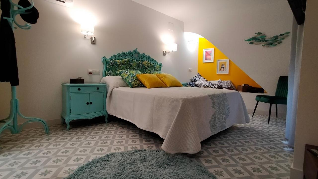 Blaucel Cafe I Habitacions Cullera Bagian luar foto